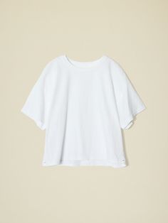 Back to Basics. Palmer is made in our ultra-soft cotton jersey. This easy wide-sleeve tee has a boxy fit. Oversized Organic Cotton Tops For Loungewear, Oversized Tops With Shirttail Hem For Everyday, Simple Relaxed Fit Cropped T-shirt For Everyday, Relaxed Fit Minimalist Tops In Organic Cotton, Minimalist Relaxed Fit Tops In Organic Cotton, Oversized Crew Neck Cropped T-shirt For Loungewear, Minimalist Relaxed Fit Organic Cotton Tops, Relaxed Fit Minimalist Organic Cotton Tops, Oversized Basic Cropped Cotton T-shirt