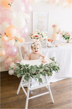 One Year Old Decorations Birthday, One Year Party Theme, Baby 1st Birthday Girl Party Ideas, Baby Girl First Birthday Party Ideas, Baby Girl First Birthday Theme Ideas, Baby Girl One Year Birthday Theme, One Year Old Birthday Party Girl Theme, Flower First Birthday Party, Onederful Birthday Party Girl