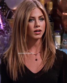 Rachel 2.0 Hair, Woman Haircut Straight Hair, Rachel Green Inspired Haircut, 2023 Haircuts For Women Straight Hair, Long Layers Rachel Green, Rachel Greene Hairstyles, Jennifer Aniston Curtain Bangs, Rachel Green Straight Hair, Jenifer Aniston Haircut Long Layered