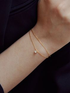 Editor's NoteShertz is a jewelry brand with a feminine classic urban sensibility that gives a new sparkle to the moment of the user and warmly shines the time. - Cubic set on two thin chains- Good to wear alone or layer with other items- Feminine and lovely mood- Daily point item Measurements (in.)- Length: 5.71 in. (+ 1.38 in.) Composition & Care- Silver 925, Nickel-Free Plating, Cubic- Avoid direct heat and moisture- Keep it in a sealed bagDesigner- by Shertz Jewelry Brand, Jewelry Branding, Silver 925, Composition, Moisturizer, Sparkle, Plating, Heat, In This Moment