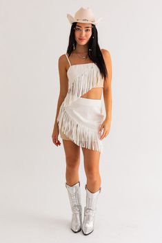 Cowboy Top, Rodeo Party, Fringe Festival, Festival Skirts, Coachella Outfit, Festival Tops, Fringe Skirt, Themed Outfits, Matching Top