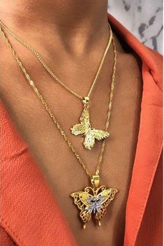 Lavishluxxshop Gold Plated Butterfly Necklace With Charm, Gold Plated Butterfly Necklace With Delicate Chain, Gold Butterfly Charm Necklace, Gold Jewelry With Butterfly Print For Gift, Gold Butterfly Print Jewelry For Gift, Gold Plated Butterfly Necklace, Jewelry Butterfly, Butterfly Necklace Gold, Necklace Butterfly