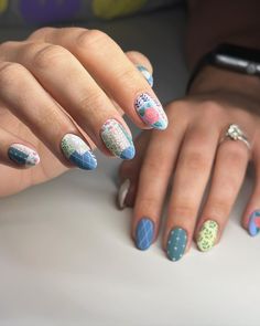 Quilt Nail Art, Quilt Nails Designs, Quilt Nails, Quilted Nails, Almond Nail Ideas, Integumentary System, Spring Break Nails, Just Go For It, Vintage Nails