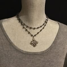 "❤️❤️  20% off and Free Shipping ❤️❤️ Two strand dark gray black hematite rosary chain with your choice of cross or Fleur de lis pendant.  Made to order from 16-20\". Please message me for other variations in length or single strand.  Chain has gunmetal plated chain with 6mm dark gray black hematite beads. Really beautiful and eye catching chain! Choose from 1. Small Fleur de lis, 2. Rustic Cross, 3. Crystal Fleur de lis, 4. Crystal Cross, 5. Maltese Cross, or 6. Bumpy Cross.  - Spiritual gift for wife, girlfriend, mom, sister or friend - packaged in a complimentary silk zippered jewelry bag for gifting - Free Shipping Promote good omens and karma - The cross is the ultimate symbol of spiritual faith, devotion and love. Crosses are seen to ward off evil and bring spiritual protection, heal Black Vintage Jewelry, Rosary Chain Necklace, Rosary Style Necklace, Zipper Jewelry, Medieval Gothic, Cross Choker, Dark Jewelry, Gothic Accessories, Alexandria Va