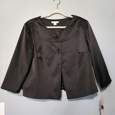 Nwt Dressbarn Black Satin Button Front 3/4 Sleeve Cropped Jacket Size Xl. Measurements Are The Following And Are Approximate: - Pit To Pit Is 22 Inches - Shoulder To Hem Is 22 Inches - Sleeve From Shoulder To Cuff Is 18 Inches Jacket Is In New, Excellent Condition. It Has Been Steamed And Comes From A Smoke-Free Home. I Ship Fast. The Same Day Of Purchase Or The Next Business Day. Please Feel Free To Comment With Any Questions. I Will Be Happy To Answer :) Dress Barn, Cropped Jacket, Crop Jacket, Black Satin, Be Happy, The Next, Jackets & Coats, Jackets For Women, Cuff