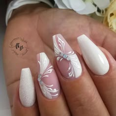 Nail 2024, Wedding Day Nails, Engagement Nails, Acrylic Nails Coffin Short, Pretty Nail Art, Nail Designs Glitter