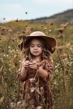 Toddler Pictures, Foto Kids, Nature Photoshoot, Vintage Photoshoot, Toddler Photography, Shotting Photo