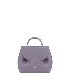 A reinterpretation of Polène’s flagship model, the “Numéro Un Nano” is instantly recognizable thanks to the blended curves and folds that give this model its signature shape. Polene Numero Un Nano, Polene Bag, Stylish Celebrities, Beautiful Handbags, Bag Shop, Mauve Color, Pearl Drop Earrings, Pearl Drop, Trend Setter