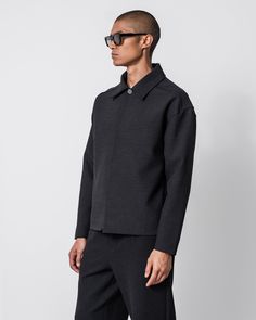 Graphite Coach Jacket, Elegant Shirt, Performance Fabric, Button Placket, Short Pants, Shirt Jacket, High Performance, Portugal, T-shirt