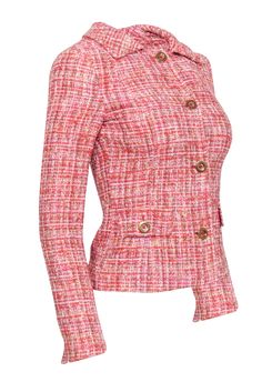 Elevate your office style with this chic Dolce & Gabbana tweed blazer in red, pink, cream, and beige. The classic button front design adds a touch of elegance, while the silk blouse completes the look. Perfect for the fashion-forward professional. Size 4 (IT 40) Made in Italy Shell 86% Cotton, 7% Viscose, 4% Wool, 2% Silk, 1% Nylon Lining 65% Viscose, 35% Cotton Button front closure Two button front pockets Bust 34" Waist 30" Shoulder to hem 22" Shoulder to shoulder 14.5" Sleeve length 24.5" Chic Leather, Tweed Blazer, Office Style, Office Fashion, Shades Of Red, Front Design, Up Styles, Silk Blouse, Fashion Forward