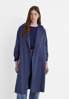 Long flowing trench coat - Women's fashion | Stradivarius United States