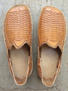 Huaraches Lizares Tapalpa Mexico Petatillo B Top Woven Leather Shoes, Mexican Culture, Leather Bags Handmade, Flat Espadrille