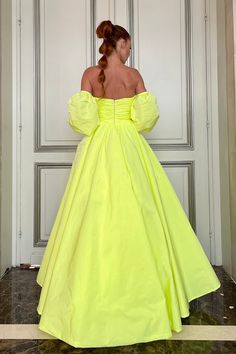 Description Lime A-line, Long dress Fitted, Long Sleeves Off shoulder Sweetheart neckline Taffeta Dry Clean Evening Dress Made in Spain 23-12 Yellow Prom Dresses, Yellow Prom, Formal Occasion Dress, Flora Dress, Prom Dresses Yellow, Dresses With Pockets, Prom Dresses With Pockets, Wedding Dresses With Flowers, Wedding Flower Girl Dresses