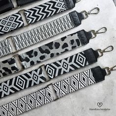 - High-quality fabric strap - Leather back made of genuine leather - Stable carabiner - Clasp in gold or silver - Handmade Branding - Max. length 130 cm - Width 5cm Handmade Branding, Fabric Strap, Strap Bag, Purse Strap, Bag Straps, Black Fabric, Handmade Silver, Purses And Handbags, Leather Straps