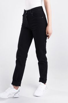 Description:                                                                                  Jeans Minnim Mom Jeans BlackIt is difficult to find the perfect black women's jeans which fits perfectly and stay forever black. Mom Jeans Black - "true" jeans with a high waist, the right cut and color. Your part in your total black look.▂▂▂▂▂▂▂▂▂▂▂▂▂▂▂▂▂▂Item Details:• Classical Mom Jeans with a comfortable fit on the figure• German denim density is 14 ounces• 100% cotton• Reinforced cut details• Zip• Streetwear High Rise Slim Fit Bottoms, High Rise Slim Fit Bottoms For Streetwear, High Rise Slim Fit Jeans For Streetwear, Black Slim Cotton Pants, Basic Fitted Straight Leg Bottoms, Slim Fit Cotton Jeans, Slim Stretch Cotton Jeans, Fitted High Rise Cotton Jeans, Fitted Slim Cotton Jeans