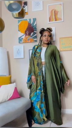 Silk kimono robe, kimono duster Wedding Kimono, Men's Robes, Green Ivy, Kimono Duster, Silk Kimono Robe, Ankara Style, Shiny Fabric, Formal Outfits, Green Hues