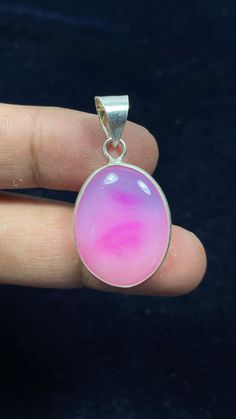 Gemstone: Natural Pink Banded Agate Material : Gemstone/925 Sterling Silver Plated   Shape & Size : Oval Stone Length : Approximately 1" To 2" Long Plating : 925 Sterling Silver Plating Style : Necklace Fancy Pendants Note : We Ship Parcel Via India Post Economy Shipping It's Take 20 To 25 Days To Arrive. I guarantee that it is 100% NATURAL and free of treatments of any kind. Check my other items frequently. I will be adding to the inventory regularly. Be sure to visit my shop to check for any c Necklace Fancy, Banded Agate, India Post, Oval Stone, Agate Pendant, Style Necklace, Pendant Jewelry, Jewelry Necklace Pendant, Silver Plated