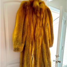 Beautiful Red Fox Fur Coat. Fits Like A Size Medium. Please Note The Tear On Left Sleeve(Easy Repair) Coat Has Interior Magnetic Buttons. Coat Was Kept In Cold Storage. Coat Fits, Cold Storage, Fox Fur Coat, Red Fox, Fox Fur, Fur Coat, Fox, Jackets For Women, Jackets & Coats