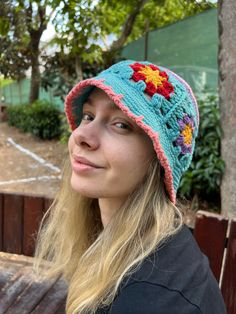 This floral bucket hat detailed with sunflower shapes with love ! Perfect for summer, holidays and festival wear! This hat is great to give to your friends and family or to treat yourself. -Details- Made with % 100 cotton yarn -Care instructions- Hand wash when needed and let air dry Size is 22 in (56 cm) Circumference stretches up to 26 in If you need it smaller please let me know !💗 Thank you Bohemian Bucket Hat For Spring Festival, Bohemian Spring Festival Bucket Hat, Multicolor Summer Hats For Music Festival, Multicolor Summer Hat For Music Festival, Multicolor Hats For Summer Music Festival, Multicolor Hat For Summer Music Festival, Bohemian Bucket Hat For Spring, Bohemian Spring Bucket Hat, Festival Crochet Hat, One Size Fits Most