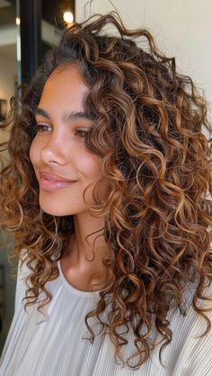 25 Gentle Brown Hair Concepts to Encourage Your Subsequent Hair Transformation- #Brown #Hair #Ideas #Inspire #Light #Transformation Check more at https://howcandothis.com/hairstyleideas/25-gentle-brown-hair-concepts-to-encourage-your-subsequent-hair-transformation/ Copper Babylights On Dark Hair, Accent Highlights Curly Hair, Brown With Chestnut Highlights, Chestnut Brown Highlights Curly Hair, Curl Color Hair, Latina Hair Color Ideas Highlights, Light Brown Curly Balayage, Nescafe Hair Color, Dark Auburn Highlights In Brown Hair