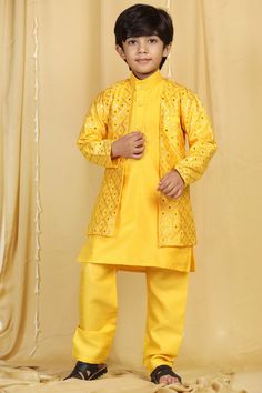 **Specifications : Please visit our brand store** https://www.etsy.com/in-en/shop/AJDezines?ref=seller-platform-mcnav .3 pc set: 1 Kurta, 1 Dhoti, Jacket .Sherwani: Cotton Silk regular fit, long sleeve Kurta. mandarin collar, front buttons. .Jacket: Raw Silk jacket, embellished with embroidery, round neck, comes with pocket. .Pajama: Straight fit Pajama made in raw silk with partially elasticated waist to best fit. A finely crafted 3 pc ethnic ensemble is a perfect combination of modern subtlety Yellow Traditional Wear For Transitional Party, Yellow Traditional Wear For Party During Transitional Season, Eid Party Bandhgala Straight Kurta, Gold Kurta For Festive Navratri, Gold Dabka Work Sets For Diwali, Semi-stitched Gold Sets With Dabka Detailing, Gold Semi-stitched Sets With Dabka Embroidery, Gold Sets With Dabka Work For Diwali, Gold Semi-stitched Sets With Dabka Detailing