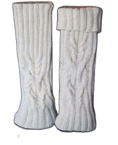 Fitted Cable Knit Socks, Nordic Style Hand Knitted Winter Socks, Cozy Cable Knit Winter Socks, Hand Knitted Nordic Style Winter Socks, Cozy Cable Knit Socks For Winter, Cozy Cable Knit Socks One Size, Cozy One Size Cable Knit Socks, One Size Cozy Cable Knit Socks, White Knitted Winter Socks