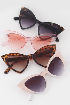 Oversized Sunglasses Party Bottoms, Resort Chic, Cat Sunglasses, Black Cat Eye Sunglasses, Sandy Shores, Plastic Sunglasses, Retro Glasses, Shoes Sandals Heels, Colour Tint