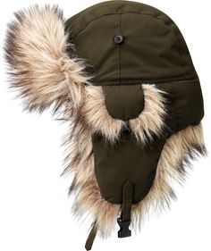 When you want to be prepared for really cold conditions  make sure to pack the Fjallraven Nordic Heater hat. This toasty warm option can help protect you from both polar climates and biting winds. Trekking Jacket, Winter Headwear, Polar Climate, Small Travel Bag, Winter Hats For Men, Trapper Hats, Womens Parka, Outdoor Jacket, The Peak