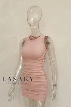 Lasaky - Signature Ruched Ruffled Bodycon Dress: Elevate Your Style Ruched Dress Bodycon, Fab Frocks, Ruffle Bodycon Dress, Ruffle Bodycon, Ribbed Maxi Dress, Summer Sundress, Solid Color Dress, Crewneck Dress, Skirt Skirt