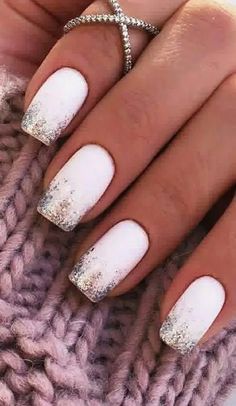 50+ Stunning New Years Eve Nail Art Ideas and Designs - HubPages Fine Nails, Good Nails, Glitter Nail Designs, New Years Eve Nails, Nagellack Trends, Silver Nail, Stylish Nails Designs, Her Nails