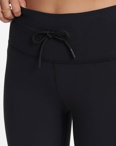 A brand-new perspective on leggings, the Daily Leggings are pulling out all the stops. Featuring a high waist, drawstring tie, an upgraded no-slip fit, 7/8 length and cuffed ankles, there’s no mistake in the name—you’ll want to wear these daily. Also check out our Daily Pocket Legging with side pockets. | Vuori Daily Legging | Black | XXL Vuori makes premium performance apparel inspired by the active Coastal California lifestyle; an integration of fitness, surf, sport, and art. Breaking down the Athleisure Yoga Bottoms With Functional Drawstring, Athleisure Yoga Bottoms With Drawstring, Stretch Activewear With Drawstring For Yoga, Athleisure Yoga Pants With Drawstring, Fitted Yoga Activewear With Drawstring, Versatile Workout Activewear With Drawstring, Fitted Drawstring Activewear For Yoga, Versatile Drawstring Activewear For Workout, Workout Pants With Drawstring