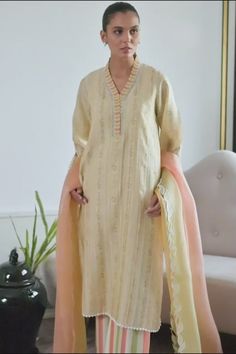 Printed Organza, Eyelet Embroidery, Silk Kurta, Website Features, Silk Trousers, Organza Dupatta, How To Dye Fabric, Cut Work, Embroidery Details