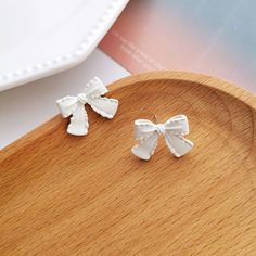 Material: Alloy Fashion Element: Love Heart/Heart Shape Style: Affordable luxury style Stud Earrings For Women, Jewelry Wholesale, Luxury Style, Affordable Luxury, Wholesale Jewelry, Metal Jewelry, Heart Shape, Earrings For Women, White Color