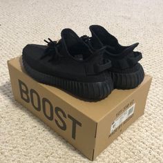 New With Tags And Box. Worn Once To Try On. Normally A Size 7.5-8 In Women’s Shoes. Fits A Little Tight Because I’m More On The 8 Size Grey Yeezy, Adidas Yeezy Black, Yeezy Black, Onyx Color, Shoes Yeezy, Yeezy Season, Onyx Colour, Yeezy Sneakers, Black Slides