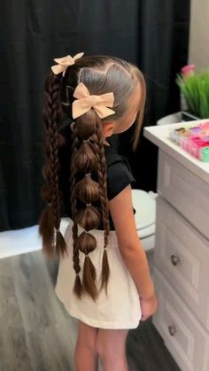 Piglet Hairstyles, Cute Hairstyles For Lil Kids, Spiderman Hairstyle Girl, Pintail Hairstyles, Kids Hairstyles School, First Grade Picture Day Hair, Piggies Hairstyle, Crazy Hairstyles For School, Cute Hairstyles Little Kids