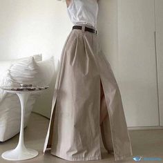 Orcajump - Chic High-Waisted Pencil Skirt with Subtle Refined Jacquard and Stylish Tailoring Lightweight Maxi Skirt, Chic Jeans, High Waisted Pencil Skirt, Work Skirts, Mermaid Fashion, Herringbone Pattern, Types Of Skirts, A Line Skirt, Skirt Fashion