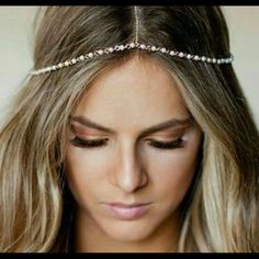 Bohemian Style Gold Pearl Headband/Hair Chain. Please Contact Me If You Need A Larger Inventory. I Ship Within 24 Hours. Thank You And God Bless! Chain Headdress, Chain Headpiece, Bride Crown, Hair Chains, Headpiece Jewelry, Bridal Crown, Stone Collection, Wedding Headpiece, Bridal Headpieces