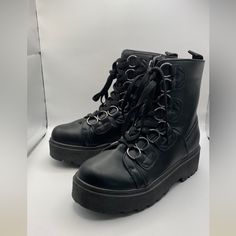 Ladies Sz 7 Black Combat Boots Yoki Kenzo New. Never Worn White Combat Boots, Chunky Heeled Boots, Platform Boots Women, Lace Up Block Heel, Black Combat Boots, Lace Up Combat Boots, Military Boots, Fur Boots, Moto Boots