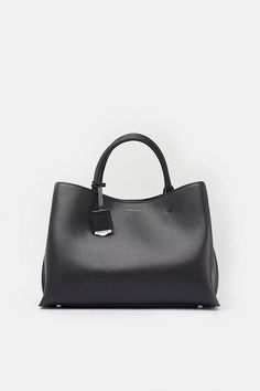 Simple Leather Grab Bag Luxury Tote Bags, Simple Leather, Bag Collection, Grab Bag, Black Leather Bags, Big Bags, Work Bags, Day Bag, The Bag