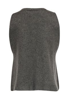 Love to layer? Then this classic Eskandar knit is the perfect piece for you! The crewneck sleeveless sweater is given a modern upgrade with a sleeveless design and sleek A-line silhouette. Perfect for those crisp fall days. Whether you’re going to a brewery or taking a trip to a haunted house, throw this beauty on over a button-up and your favorite jeans with those tall chunky sole boots and you'll be on trend all season long! Measures like size S 100% Merino wool Pullover A-line silhouette Crew Winter Layering Crew Neck Vest, Winter Layering Crew Neck Tank Top, Classic Tank Top For Fall Layering, Classic Tank Top For Layering In Fall, Crew Neck Fine Knit Sweater Vest For Layering, Chic Crew Neck Sweater Vest For Layering, Stretch Crew Neck Sweater Vest For Layering, Gray Cashmere Tops For Layering, Sleeveless Cashmere Sweater Vest For Layering