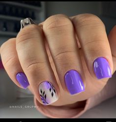 Summer Purple Nail Ideas, Square Gel Nails Summer, Gel Nail Designs Purple, Summer Nails Purple, Purple Summer Nails, Square Gel Nails, Fingernail Designs, Spring Nail Trends