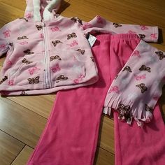 Park Bench Kids Fleeve Girl Set Brand New With Tag Size 3r Casual Pink Sets For Winter, Casual Pink Winter Sets, Pink Winter Sleepover Sets, Pink Sets For Winter Sleepover, Pink Sets For Sleepover In Winter, Pink Sleepover Set For Winter, Playful Pink Winter Sets, Winter Playtime Pink Sets, Pink Winter Playtime Sets