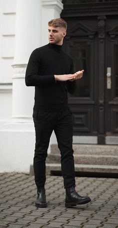 Men's All Black Outfits, Men Casual Black Outfit, Men Style Black Outfit, Men's Black Outfit, Men Fashion Black Outfit, All Black Look Men, Man All Black Outfit, Black Tshirt Outfit Men Casual, Men’s All Black Outfit