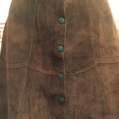 Stunning heavy rich brown suede leather skirt. Good vintage condition, as is. Brown Suede Skirt, Purple Coat, Suede Skirt, Skirt Long, Stone Gold, Petite Women, Leather Design, Vintage Brown, Brown Suede