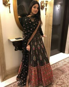 Nikkah Dress, Outfits Dress, Traditional Indian Outfits, Indian Gowns Dresses, Anarkali Gown, Indian Gowns, Indian Bridal Outfits, Party Wear Indian Dresses