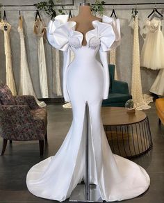 Elegant Mermaid Wedding Dress With Sweep Train, White Mermaid Dress For Prom Season Banquet, White Mermaid Dress With Sweep Train For Prom, White Mermaid Hem Evening Dress For Banquet, White Mermaid Dress For Prom Season, White Mermaid Hem Prom Evening Dress, Wedding Dress With Detachable Train And Mermaid Hem, Wedding Evening Dress With Fitted Bodice And Mermaid Hem, Elegant White Floor-length Mermaid Dress