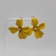 Yellow Flower Earrings Size: 1" Petals Are Acrylic (Lightweight) Beautiful Yellow Acrylic Flower With Gold Center Gives Great Dimension To These Post Statement Earrings. Gold Flower Earrings For Summer, Yellow Flower-shaped Jewelry For Spring, Gold Earrings With 3d Flowers For Spring, Elegant Yellow Flower Earrings For Summer, Elegant Yellow Earrings For Spring, Spring Yellow Flower-shaped Jewelry, Spring Flower Earrings With Ear Wire, Yellow Spring Earrings, Elegant Yellow Flower Shaped Earrings