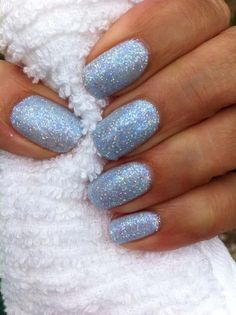 20 Trendy Winter Nail Ideas You'll Want To Try The Unlikely Hostess Blue Gel Nails, Nail Colors Winter, Winter Nails Acrylic, Manicure Tips, Seasonal Nails, Sparkle Nails, Winter Nail Designs, Winter Nail, Nagel Inspo