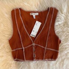 Brand New Urban Outfitters Tank Without Tags. Tags Have Been Removed After These Photos. Size Small. Super Cute Tank Western Shopping, Clothes Haul, Best Online Clothing Stores, Western Clothes, Clothing Aesthetic, Boutique Ideas, Beach Fits, Buy List, Urban Outfitters Tops