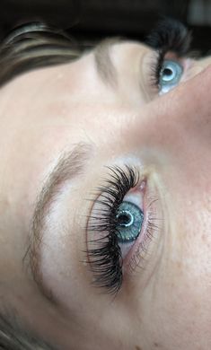 Hybrid Lash Extensions Styles, Lashes Volume